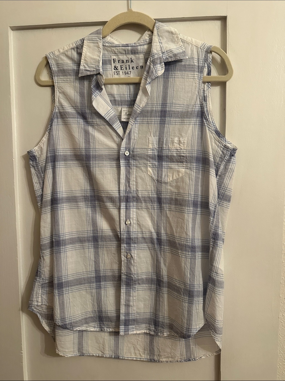 Frank and Eileen sleeveless button down shirt